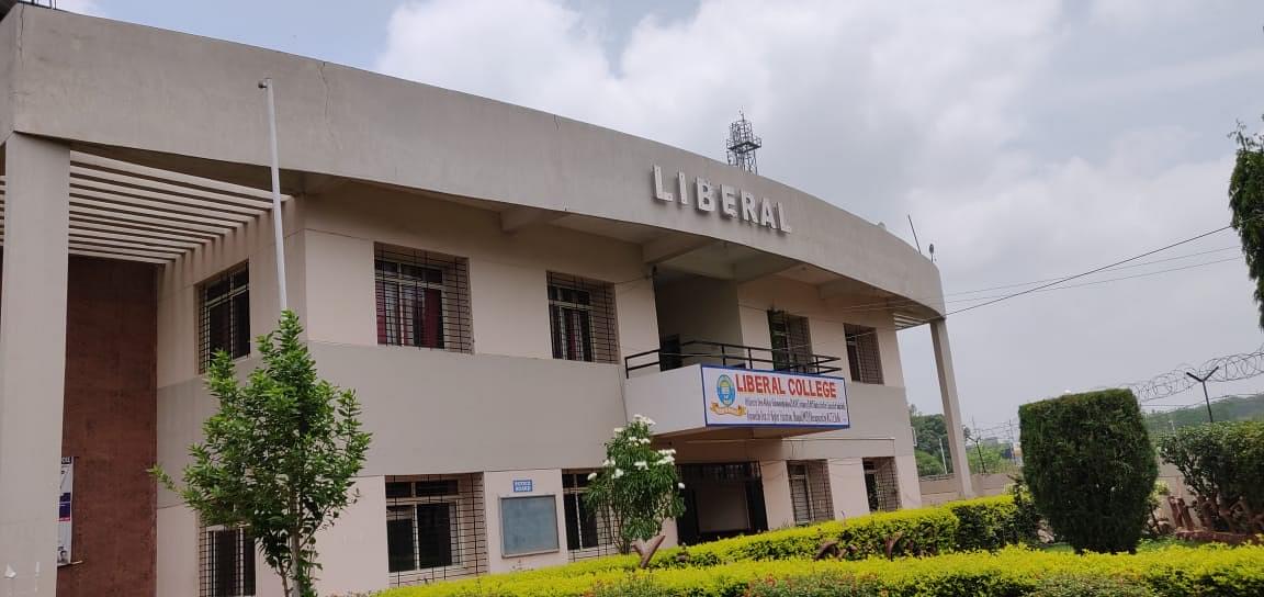 Liberal College