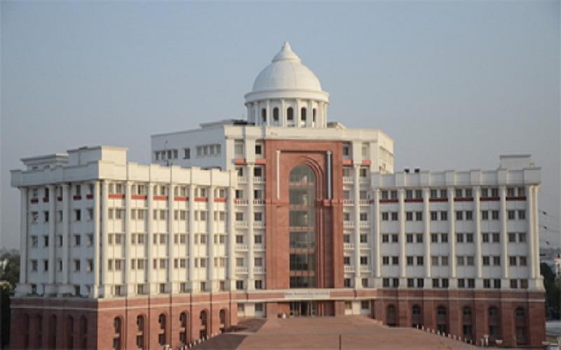 School of Business Management, Babu Banarasi Das University